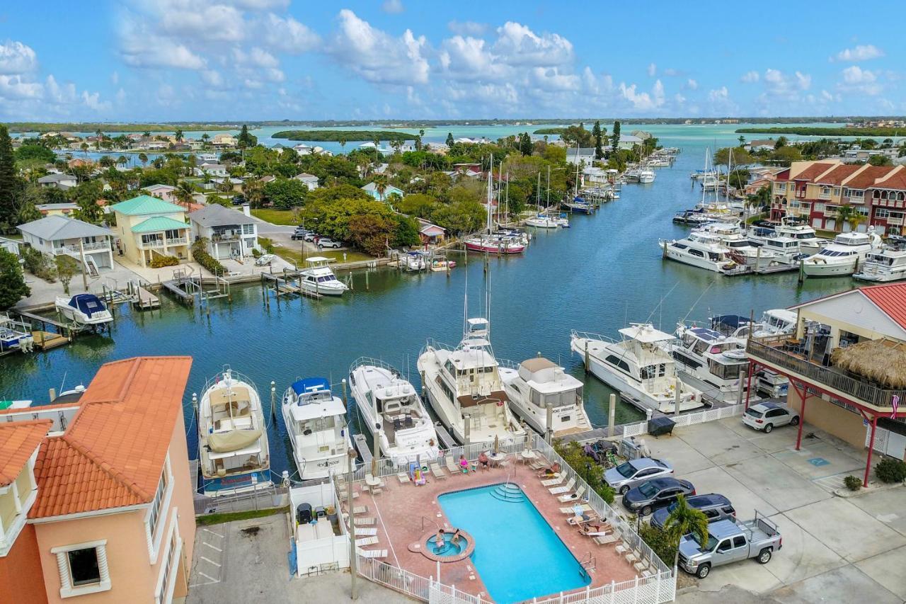 Bay Front Oasis St. Pete Beach Exterior foto